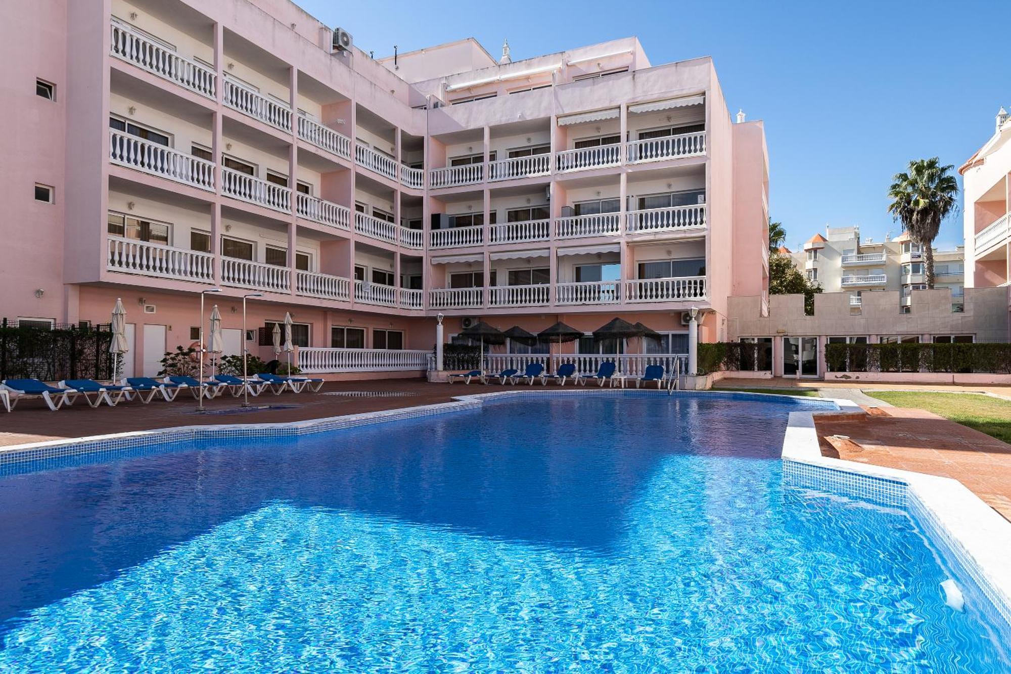 Parque Dos Reis Apartment 2 Монте-Гордо Экстерьер фото